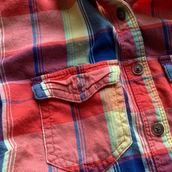 Cute flannel! - Picture 3 of 3